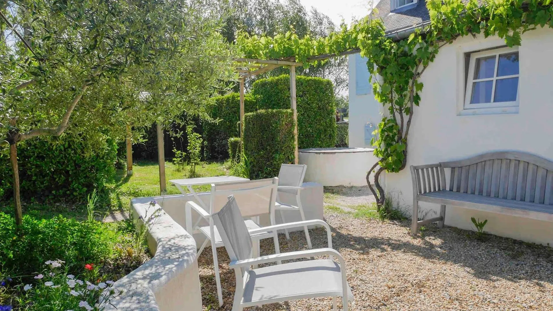 Maison Le Palais, 5 pièces, 5 personnes - FR-1-418-76 Hébergement de vacances